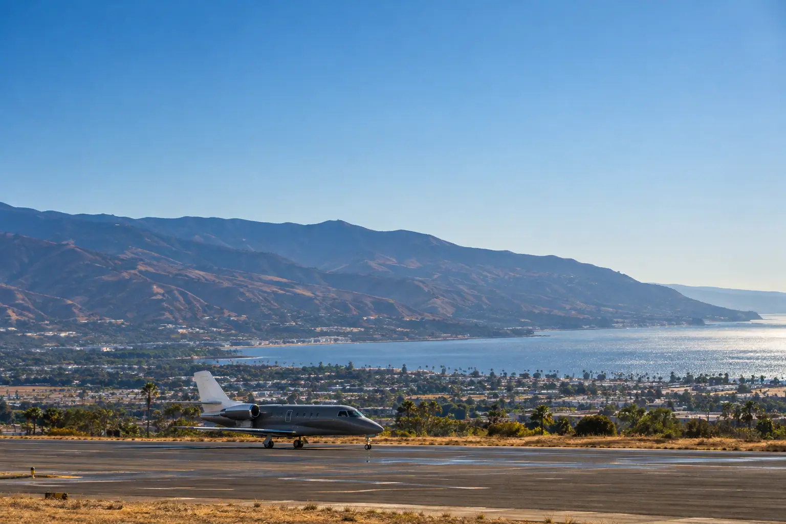 Afternoon on a Los Angeles runway